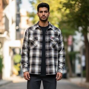 Vintage Y2K Wrangler Plaid Flannel Shirt Men’s Large Brown Beige Long Sleeve